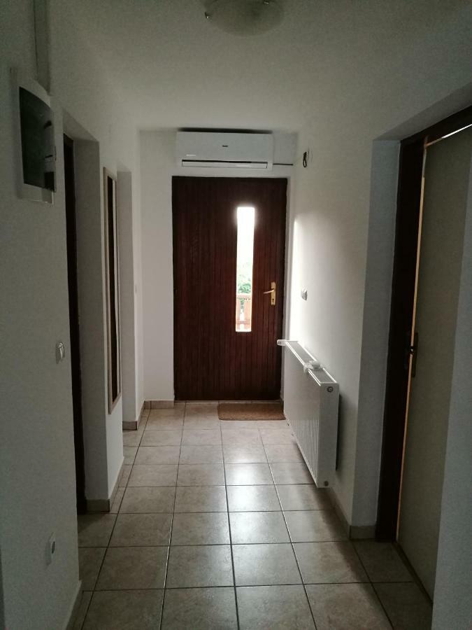 Apartment Manda Rakovica Exterior foto